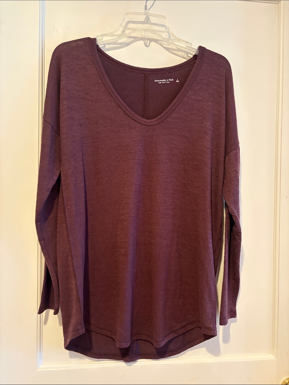Abercrombie & Fitch Plum V-Neck Long Sleeve Tee